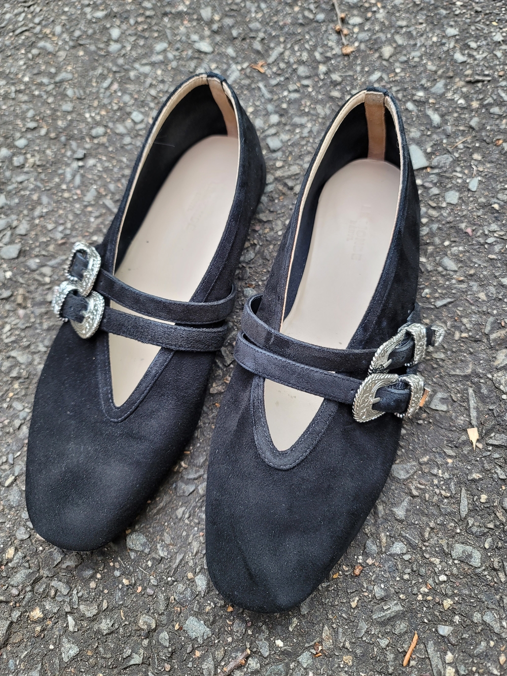 Le Monde Beryl Claudia Western Buckle Ballet Flat Black Suede Size 36 Pre-owned